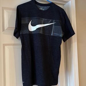 Nike Mens Dri-fit short sleeve shirt